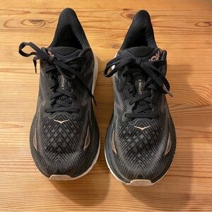 Hoka Black Clifton - Size 7
